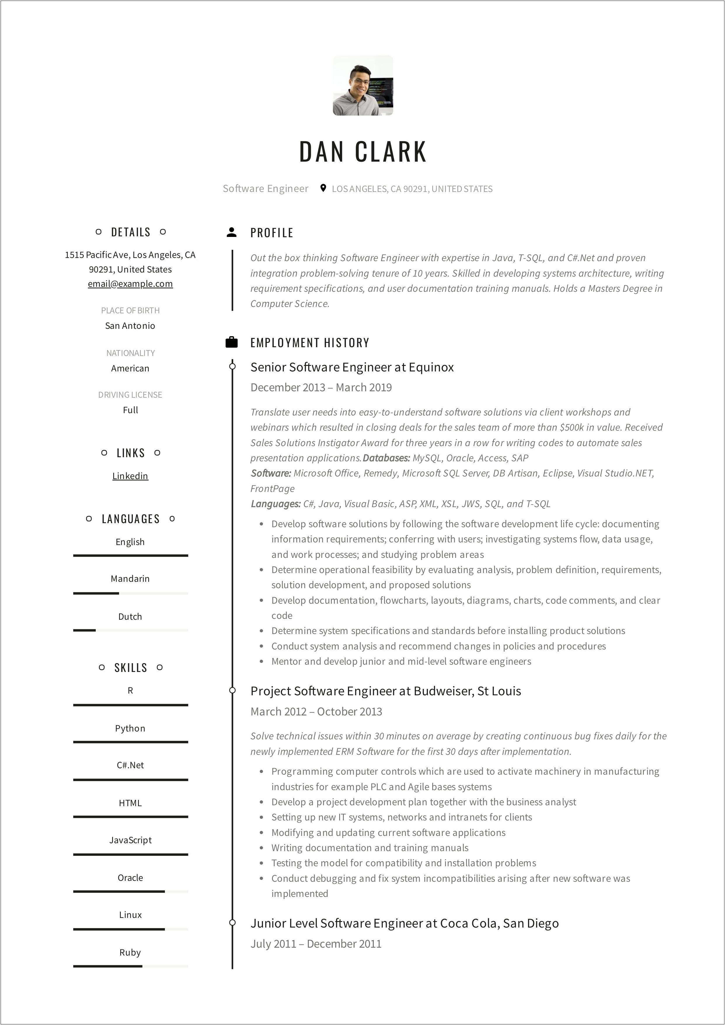 Beautiful Black And White Resume Template