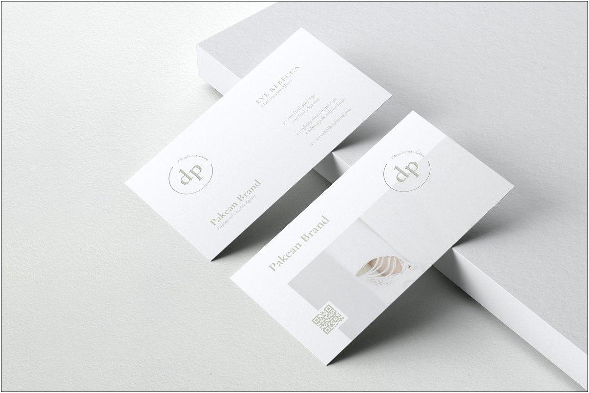 Adobe Illustrator Minimal Business Card Template