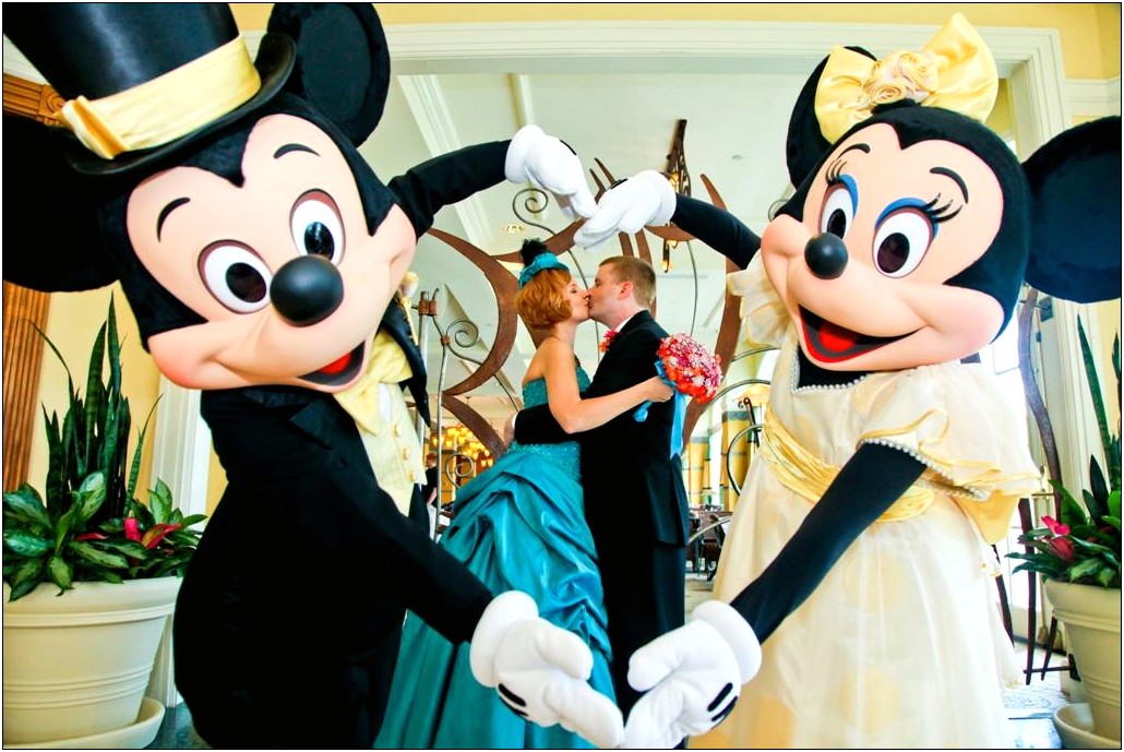 Inviting Mickey And Minnie Mouse To Your Wedding