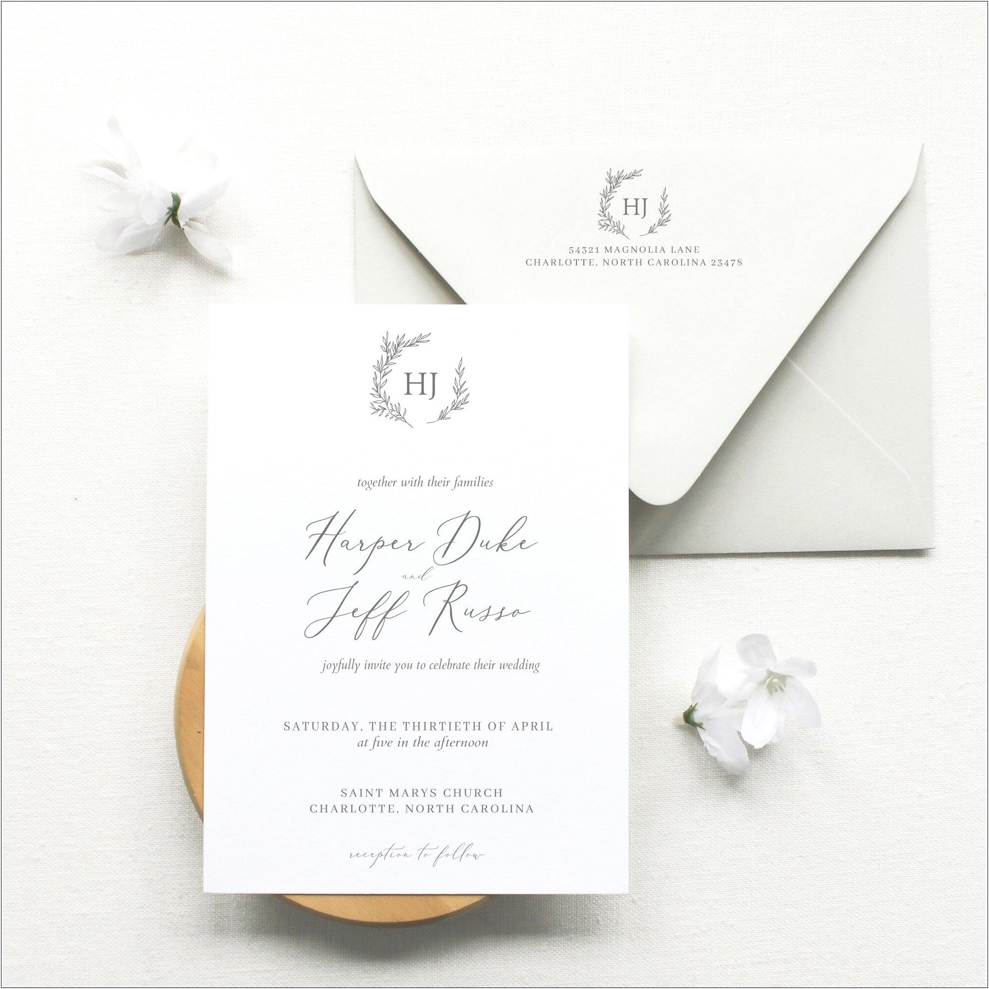 Is It Okay To Hand Deliver Wedding Invitations